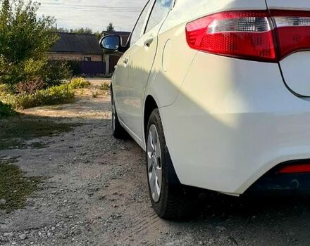 Белый Киа Рио, объемом двигателя 1.4 л и пробегом 58 тыс. км за 5800 $, фото 4 на Automoto.ua