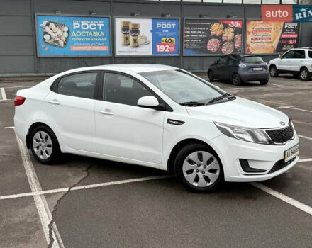 Белый Киа Рио, объемом двигателя 1.4 л и пробегом 23 тыс. км за 9900 $, фото 4 на Automoto.ua