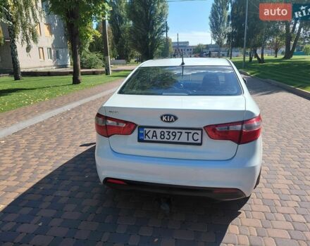 Белый Киа Рио, объемом двигателя 1.59 л и пробегом 183 тыс. км за 6100 $, фото 5 на Automoto.ua