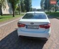 Белый Киа Рио, объемом двигателя 1.59 л и пробегом 183 тыс. км за 6100 $, фото 4 на Automoto.ua
