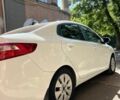 Белый Киа Рио, объемом двигателя 1.4 л и пробегом 218 тыс. км за 7600 $, фото 11 на Automoto.ua