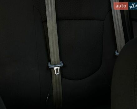 Белый Киа Рио, объемом двигателя 1.4 л и пробегом 176 тыс. км за 7900 $, фото 4 на Automoto.ua