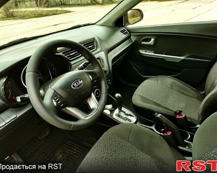 Белый Киа Рио, объемом двигателя 1.4 л и пробегом 155 тыс. км за 8300 $, фото 9 на Automoto.ua