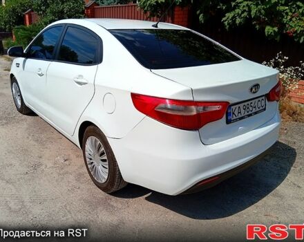 Білий Кіа Ріо, об'ємом двигуна 1.4 л та пробігом 213 тис. км за 7800 $, фото 5 на Automoto.ua