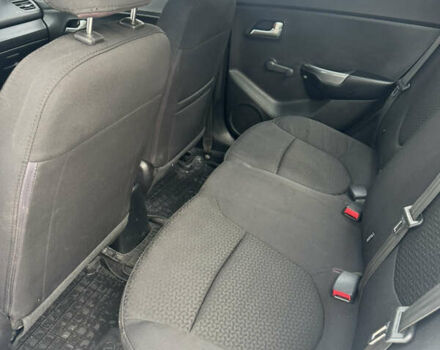 Белый Киа Рио, объемом двигателя 1.4 л и пробегом 178 тыс. км за 7500 $, фото 23 на Automoto.ua