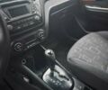 Белый Киа Рио, объемом двигателя 1.59 л и пробегом 125 тыс. км за 7500 $, фото 4 на Automoto.ua
