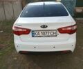 Білий Кіа Ріо, об'ємом двигуна 1.4 л та пробігом 87 тис. км за 8000 $, фото 2 на Automoto.ua