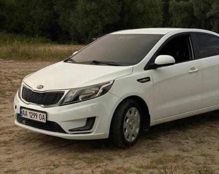 Білий Кіа Ріо, об'ємом двигуна 1.4 л та пробігом 258 тис. км за 6200 $, фото 1 на Automoto.ua