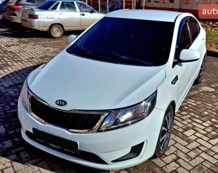 Белый Киа Рио, объемом двигателя 1.4 л и пробегом 87 тыс. км за 8750 $, фото 5 на Automoto.ua