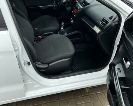 Белый Киа Рио, объемом двигателя 1.4 л и пробегом 106 тыс. км за 8500 $, фото 14 на Automoto.ua