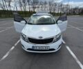 Белый Киа Рио, объемом двигателя 1.4 л и пробегом 125 тыс. км за 6500 $, фото 2 на Automoto.ua