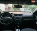 Белый Киа Рио, объемом двигателя 1.4 л и пробегом 195 тыс. км за 7500 $, фото 5 на Automoto.ua