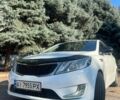 Белый Киа Рио, объемом двигателя 1.4 л и пробегом 220 тыс. км за 8000 $, фото 5 на Automoto.ua