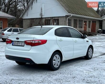 Белый Киа Рио, объемом двигателя 1.4 л и пробегом 125 тыс. км за 8300 $, фото 3 на Automoto.ua