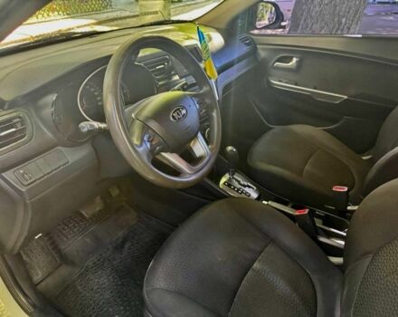 Белый Киа Рио, объемом двигателя 1.4 л и пробегом 179 тыс. км за 7610 $, фото 8 на Automoto.ua