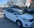 Белый Киа Рио, объемом двигателя 1.4 л и пробегом 216 тыс. км за 7400 $, фото 5 на Automoto.ua