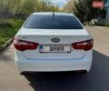 Белый Киа Рио, объемом двигателя 1.4 л и пробегом 97 тыс. км за 9300 $, фото 3 на Automoto.ua
