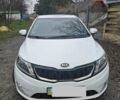 Белый Киа Рио, объемом двигателя 1.59 л и пробегом 125 тыс. км за 7500 $, фото 1 на Automoto.ua