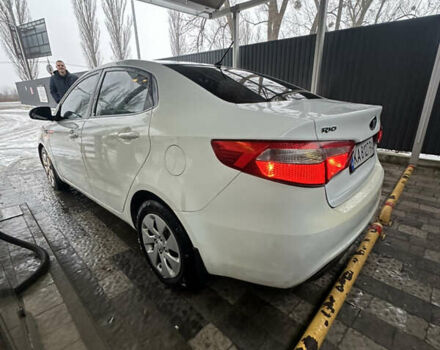 Білий Кіа Ріо, об'ємом двигуна 1.4 л та пробігом 187 тис. км за 6999 $, фото 8 на Automoto.ua