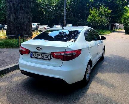 Білий Кіа Ріо, об'ємом двигуна 1.4 л та пробігом 263 тис. км за 7700 $, фото 1 на Automoto.ua