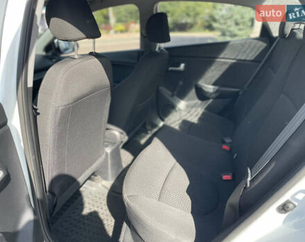 Белый Киа Рио, объемом двигателя 1.4 л и пробегом 169 тыс. км за 7500 $, фото 25 на Automoto.ua