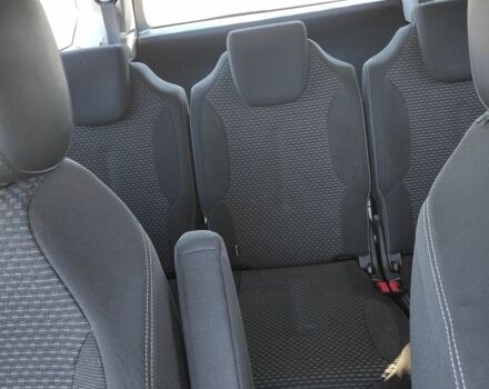Белый Киа Рио, объемом двигателя 1.4 л и пробегом 220 тыс. км за 7400 $, фото 9 на Automoto.ua