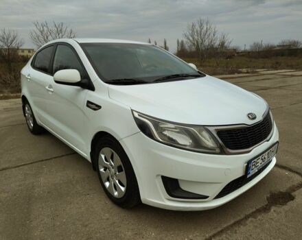 Белый Киа Рио, объемом двигателя 1.4 л и пробегом 155 тыс. км за 8300 $, фото 2 на Automoto.ua