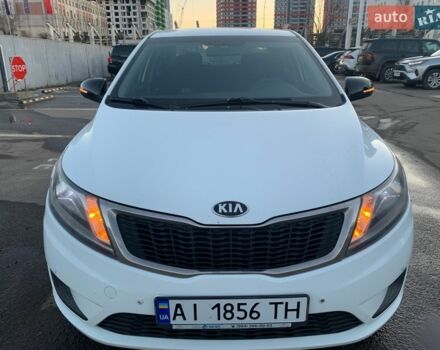 Белый Киа Рио, объемом двигателя 1.4 л и пробегом 216 тыс. км за 8555 $, фото 6 на Automoto.ua