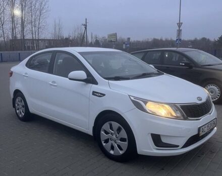 Белый Киа Рио, объемом двигателя 1.4 л и пробегом 180 тыс. км за 8000 $, фото 8 на Automoto.ua