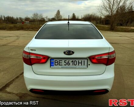 Белый Киа Рио, объемом двигателя 1.4 л и пробегом 155 тыс. км за 8300 $, фото 8 на Automoto.ua