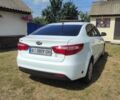 Белый Киа Рио, объемом двигателя 1.4 л и пробегом 214 тыс. км за 7500 $, фото 2 на Automoto.ua