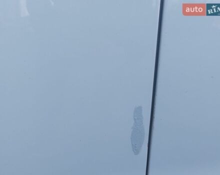 Білий Кіа Ріо, об'ємом двигуна 1.4 л та пробігом 139 тис. км за 7000 $, фото 9 на Automoto.ua