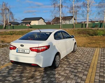 Белый Киа Рио, объемом двигателя 1.4 л и пробегом 177 тыс. км за 7900 $, фото 3 на Automoto.ua