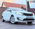 Белый Киа Рио, объемом двигателя 1.4 л и пробегом 250 тыс. км за 5700 $, фото 1 на Automoto.ua