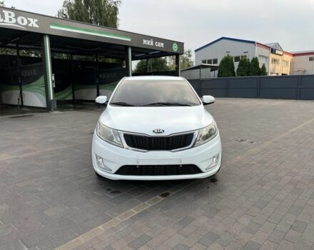 Белый Киа Рио, объемом двигателя 1.6 л и пробегом 243 тыс. км за 5735 $, фото 1 на Automoto.ua