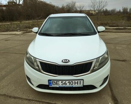 Белый Киа Рио, объемом двигателя 1.4 л и пробегом 155 тыс. км за 8300 $, фото 1 на Automoto.ua