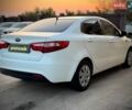 Белый Киа Рио, объемом двигателя 1.4 л и пробегом 73 тыс. км за 7950 $, фото 3 на Automoto.ua