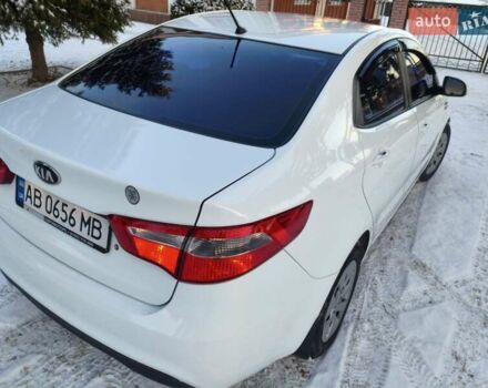 Белый Киа Рио, объемом двигателя 1.4 л и пробегом 144 тыс. км за 7700 $, фото 9 на Automoto.ua
