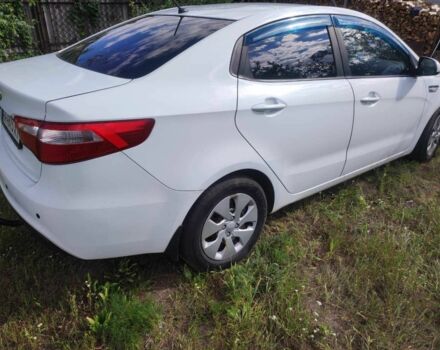 Білий Кіа Ріо, об'ємом двигуна 1.4 л та пробігом 265 тис. км за 5713 $, фото 9 на Automoto.ua
