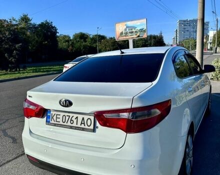 Белый Киа Рио, объемом двигателя 1.4 л и пробегом 86 тыс. км за 9500 $, фото 3 на Automoto.ua