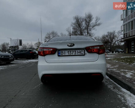 Білий Кіа Ріо, об'ємом двигуна 1.4 л та пробігом 210 тис. км за 6050 $, фото 4 на Automoto.ua