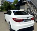 Белый Киа Рио, объемом двигателя 1.4 л и пробегом 222 тыс. км за 6900 $, фото 5 на Automoto.ua