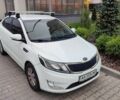 Белый Киа Рио, объемом двигателя 1.59 л и пробегом 130 тыс. км за 7400 $, фото 10 на Automoto.ua