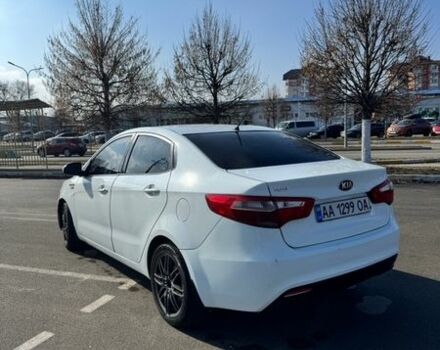 Білий Кіа Ріо, об'ємом двигуна 1.4 л та пробігом 252 тис. км за 6300 $, фото 3 на Automoto.ua