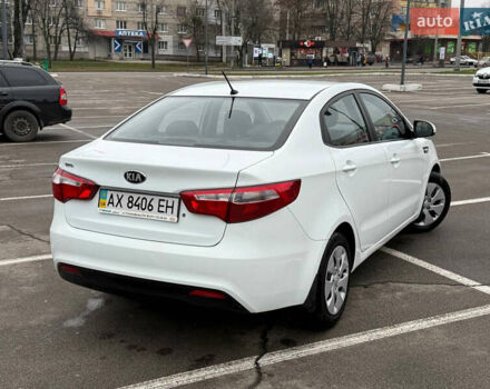 Белый Киа Рио, объемом двигателя 1.4 л и пробегом 23 тыс. км за 9900 $, фото 7 на Automoto.ua