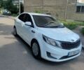 Белый Киа Рио, объемом двигателя 1.4 л и пробегом 237 тыс. км за 6400 $, фото 3 на Automoto.ua