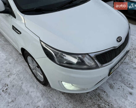 Белый Киа Рио, объемом двигателя 1.6 л и пробегом 148 тыс. км за 7800 $, фото 9 на Automoto.ua