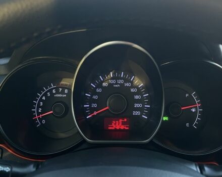 Білий Кіа Ріо, об'ємом двигуна 1.4 л та пробігом 248 тис. км за 7499 $, фото 6 на Automoto.ua