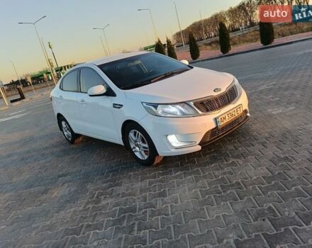 Белый Киа Рио, объемом двигателя 1.4 л и пробегом 160 тыс. км за 8500 $, фото 5 на Automoto.ua