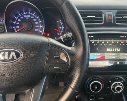 Белый Киа Рио, объемом двигателя 1.4 л и пробегом 141 тыс. км за 6300 $, фото 8 на Automoto.ua